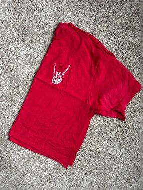 Red Graphic Crop Top ‘Live a Life You Won’t Regret’